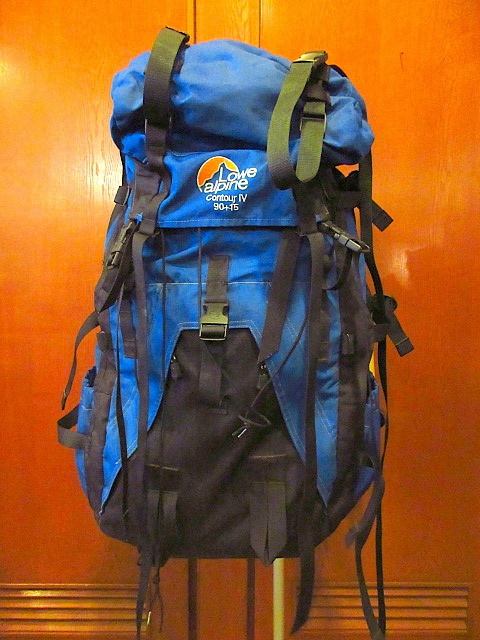 lowe alpine contour iv